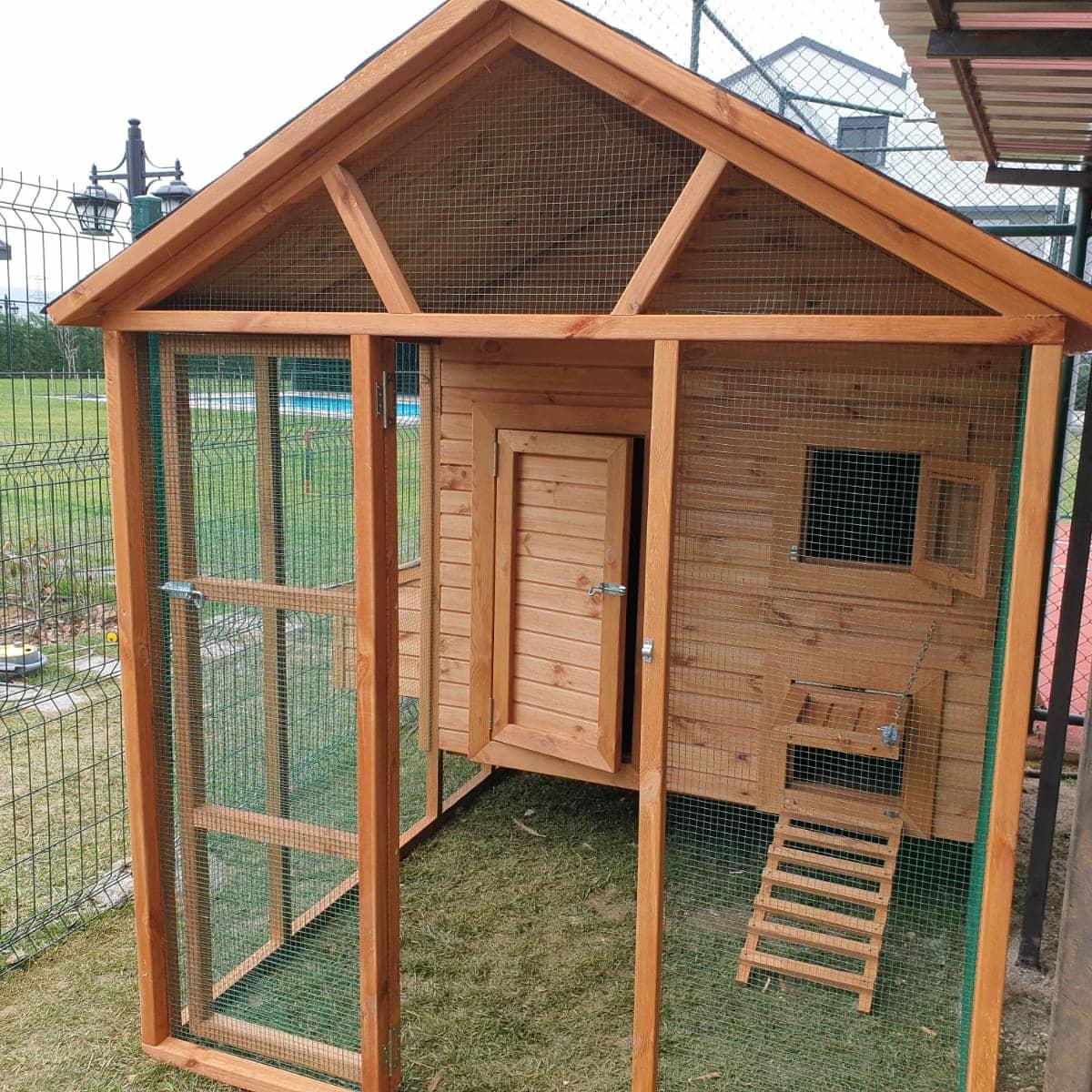 1.5×3=4.5m² 30 Tavukluk Tavuk KümesiTavuk KümesiWoodzanya