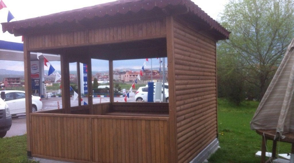 3x3 9m² 4 Cephesi Kapalı Kış Bahçesi Ahşap Kamelya WZ-11