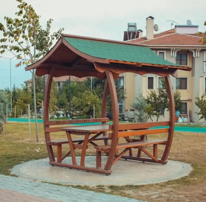 8 Kişilik Japon Çatı Ahşap Piknik MasasıAhşap Kamelya & ÇardakWoodzanya