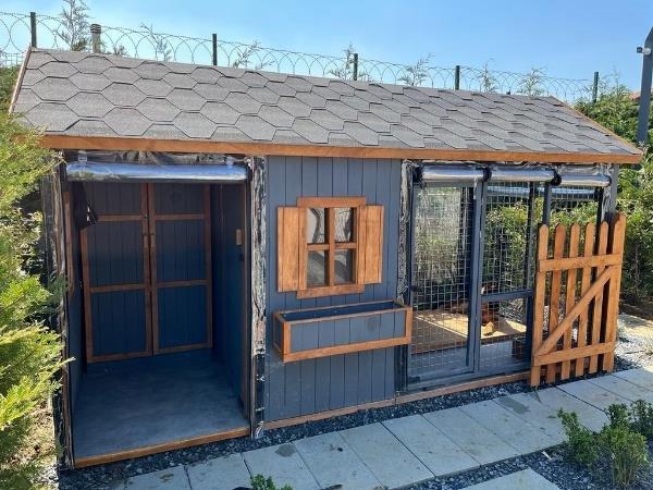 Lia Ahşap Köpek KulübesiKöpek KulübesiWoodzanya