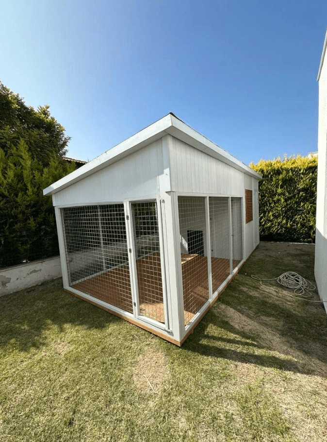 Perisu Ahşap Köpek KulübesiKöpek KulübesiWoodzanya