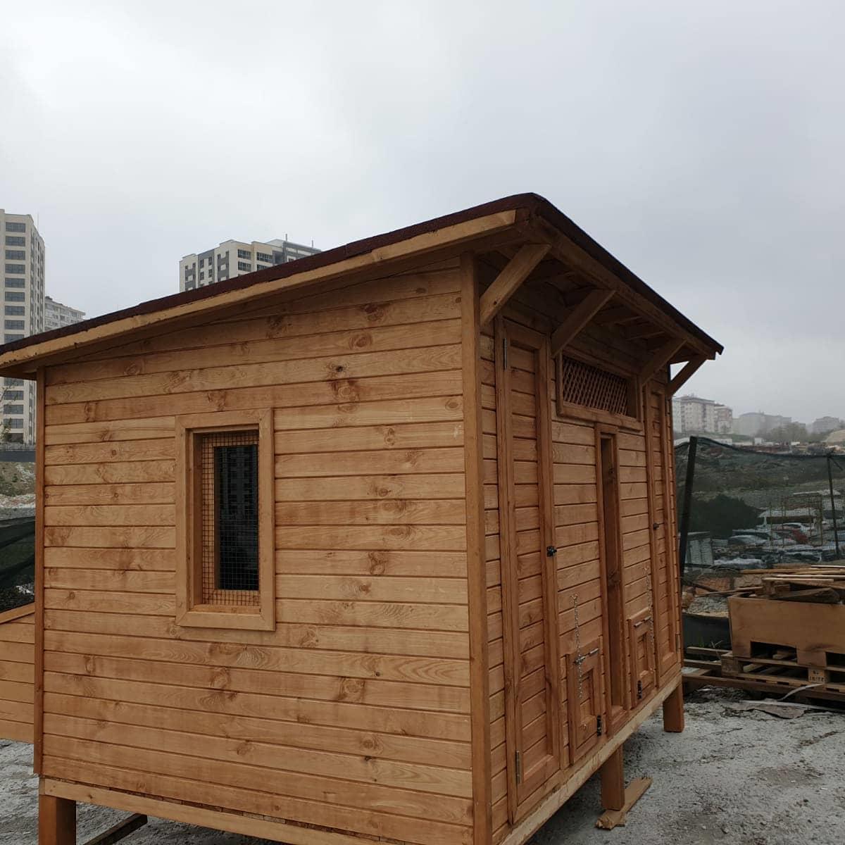1.5×3=4.5m² Ahşap Tavuk KümesiTavuk KümesiWoodzanya