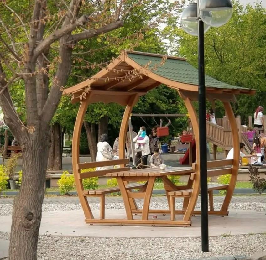 8 Kişilik Japon Çatı Ahşap Piknik MasasıAhşap Kamelya & ÇardakWoodzanya